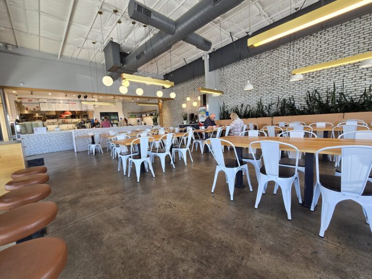 448092753 868583445302121 3498238505344200291 n 768x576