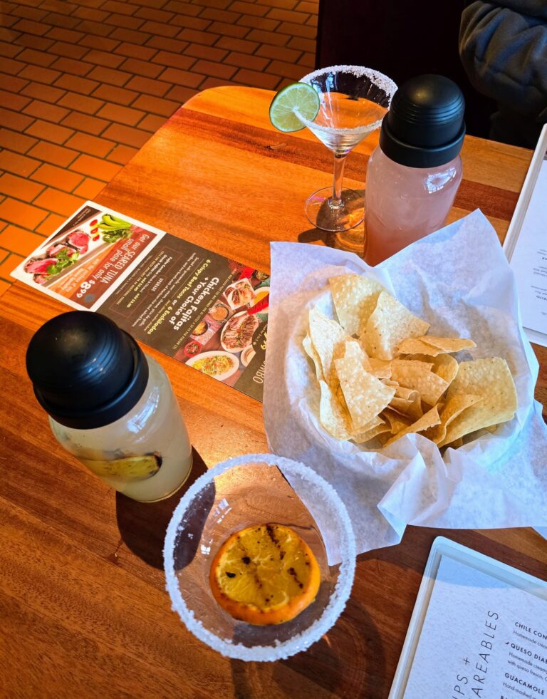 486384067 1075076687986128 1407428519981726861 n 768x981