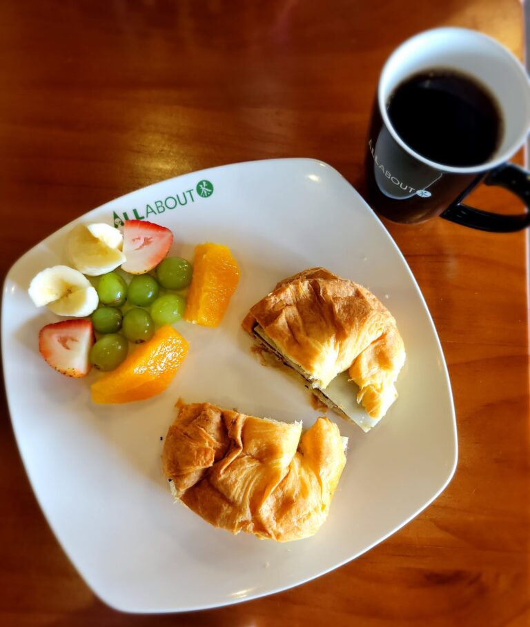 468630183 8780517115397222 7092750016426463818 n 768x909