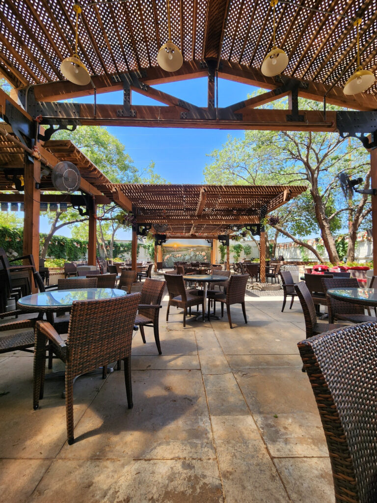 patio 1 98mb 768x1024